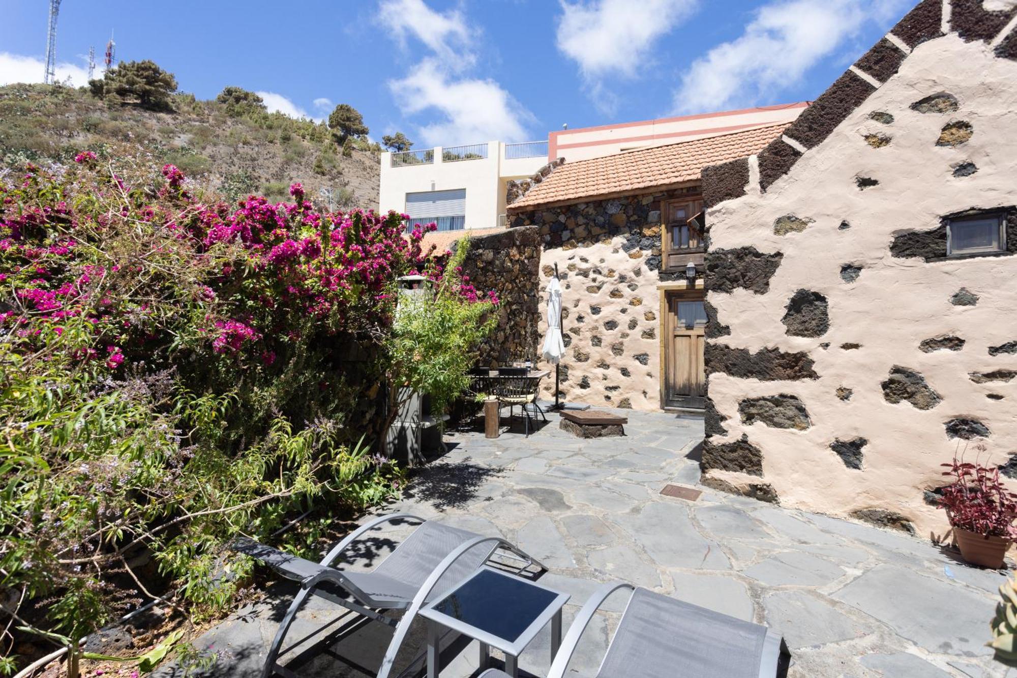 Гостьовий будинок Stunning Rustic House El Pinar & Wifi Екстер'єр фото