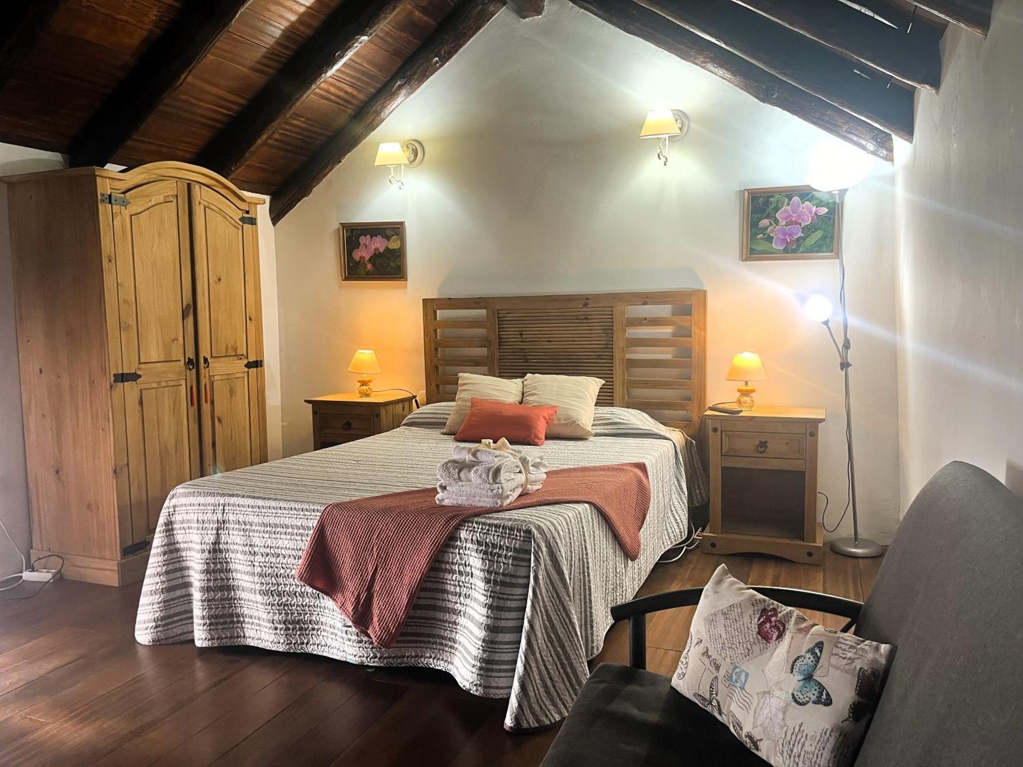 Гостьовий будинок Stunning Rustic House El Pinar & Wifi Екстер'єр фото
